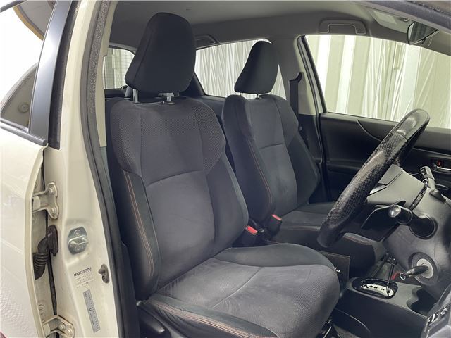 2011 Toyota Vitz RS GS